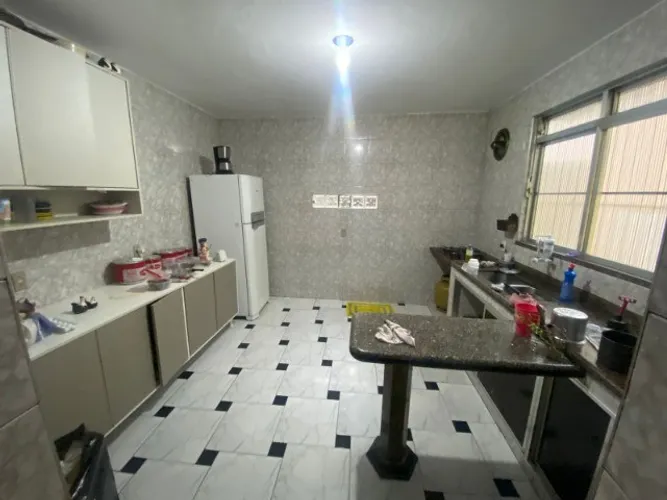 Casa em Resende. Obs.: Abaixei o preço p vender logo, aceito carta de crédito de bancos.