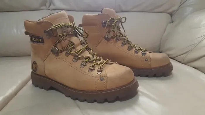 Bota West Coast