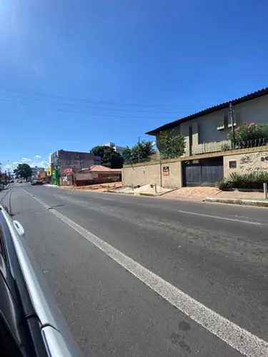 Vendo terreno 18x16 na Rua Coelho de Resende