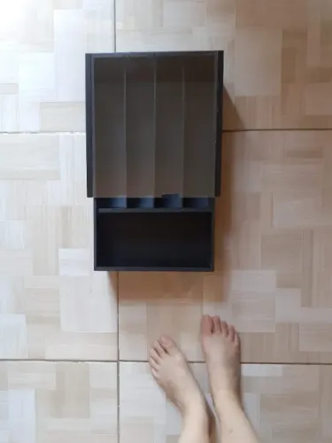 Expositor de Cigarros com 4 raias pret