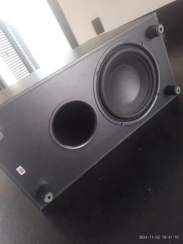 Subwoofer Jamo SW1008