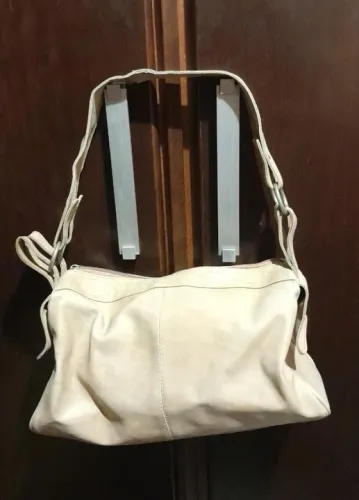 Bolsa Feminina Tiracolo Branca (Envio Pela OLX Pay)