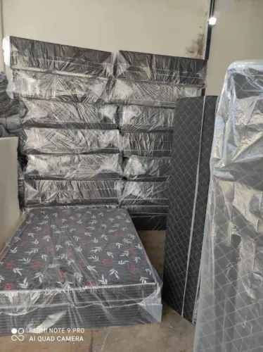 Cama box casal/solteiro conjugada em oferta