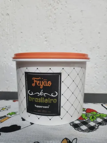 Tupperware de feijao bistro 1,4l semi novo ORIGINAL