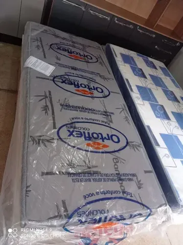COLCHÃO DE SOLTEIRO ESPUMA SELADA NOVO