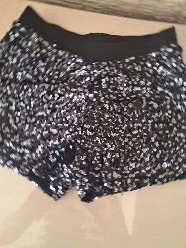 Short lantejoula