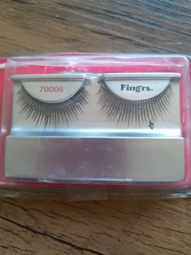 Cílios Postiços
