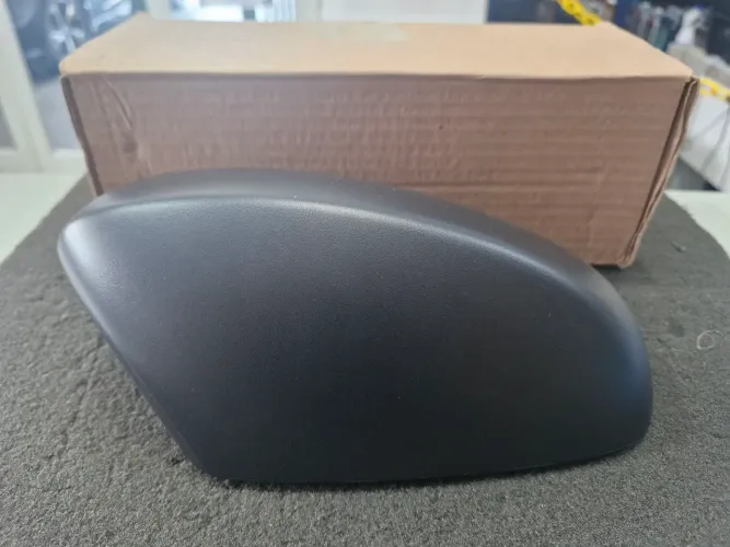 Capa retrovisor Renault Logan e Sandero 2014 a 2020 direito Genuina 
