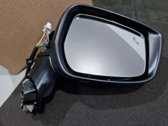 Retrovisor Nissan Kicks 2022 a 2024 eletrico com camera Sem Capa Original NOVO.
