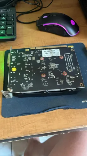 Placa de video RX 550