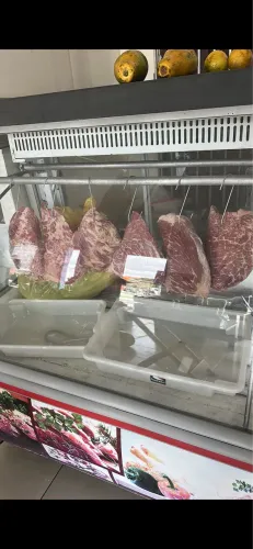 Balcão expositor de carnes e frios