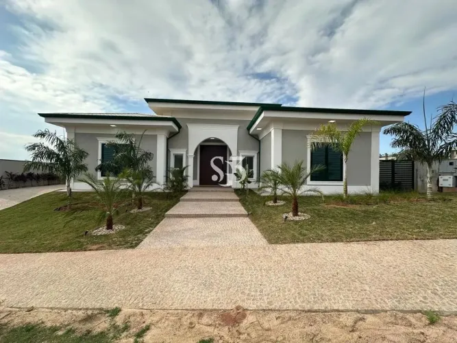 BELÍSSIMA CASA À VENDA E LOCAÇÃO - CONDOMÍNIO EM SOUSAS,SP