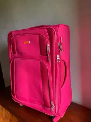Mala de Viagem Rosa sansonite 