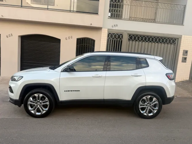 Jeep Compass Long. T270 1.3 TB 4X2 Flex AUT 2022