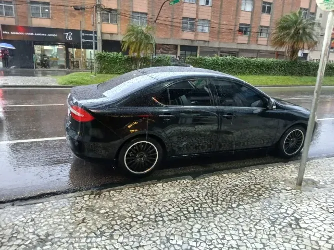 JAC J5 Sedan 1.5 16V 4P Mec. 2013