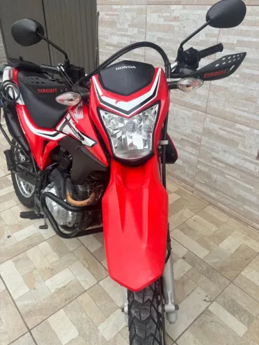 Vendo bros muito nova