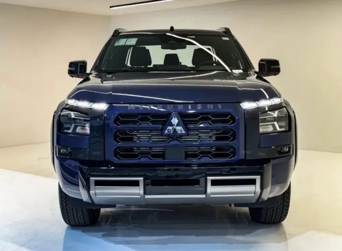 Mitsubishi TRITON Katana 2.4 CD 4X4 TB Diesel Aut. 2026