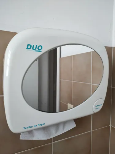 Porta papel toalha com espelho 