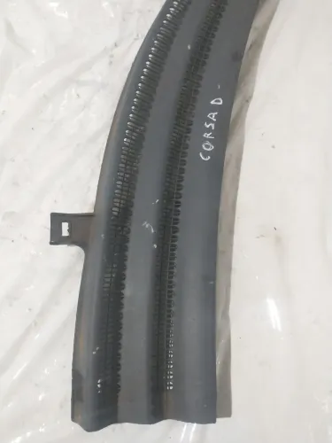 Churrasqueira direito gm/Corsa 98/00l