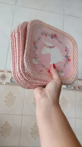 Descartáveis para festa do Unicórnio