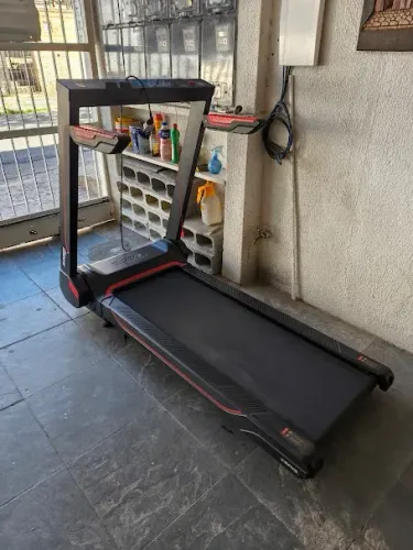 Esteira Elétrica Genis Gt1000 Preto/vermelho Usado 127v