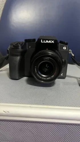 Câmera Panasonic Lumix G7 4k + Lente 14-42mm