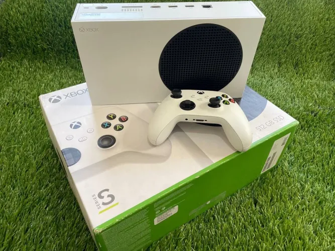 Xbox Séries S + 6 meses de garantia