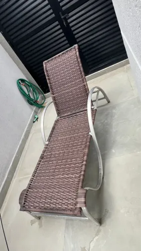 Espreguiçadeira piscina 