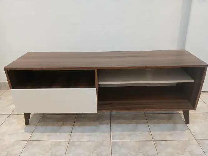Rack em ótimo estado.