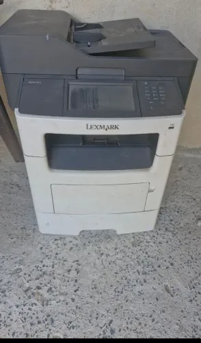 Impressora Multifuncional Lexmark MX611de funciona perfeitamente 