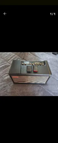 Amplificador Spark 40 com bateria único no por aqui.