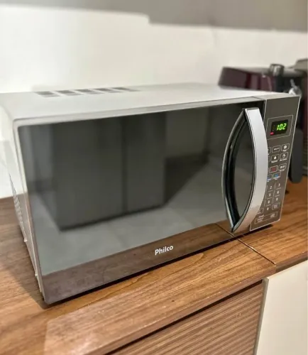 Micro-ondas Philco inox