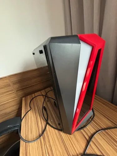 VENDO PC GANER COMPLETO, 1 ANO DE USO MODERADO