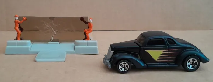 Night Roller 1/64 Hot Wheels 