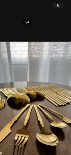 Faqueiro dourado em inox