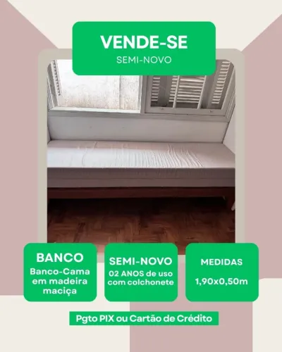 Banco-cama em madeira maciça com colchão - Semi-novo