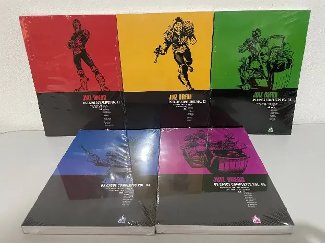 Juiz Dredd - Os Casos Completos Vol. 1 ao 5