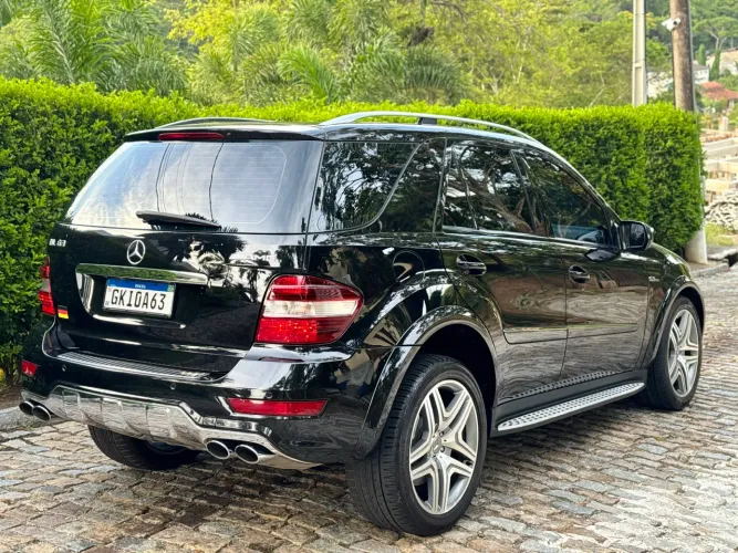 Mercedes-Benz ML-63 AMG 6.2 V8 32V 510cv 2009