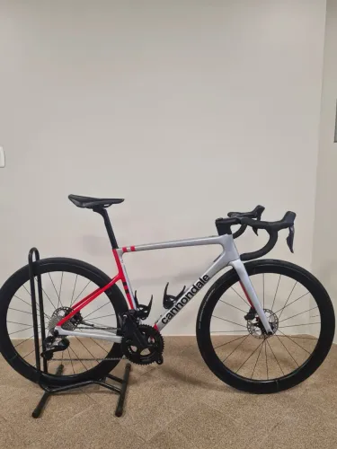 Bicicleta Cannondale SuperSix Evo Tamanho 51