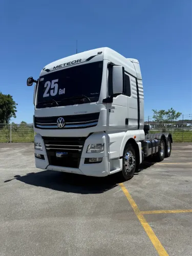 Meteor 29.530 - 6x4 - 2025. Impecável - abaixo da Fipe - revisado na volks !