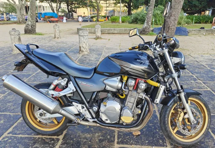 Honda CB1300 Super Four impecável 