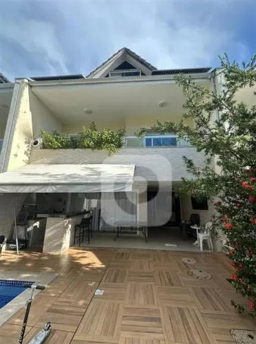 Casa 4 quartos a venda 200m2 com Painel Solar no Recreio dos Bandeirantes