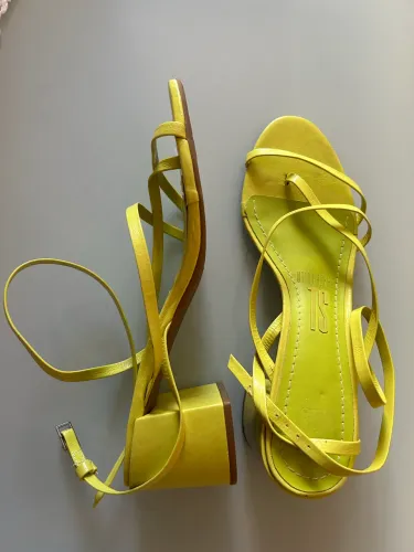 Sandália Santa Lolla n 35