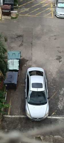 Ford Focus Ghia Sedan Com Teto Solar