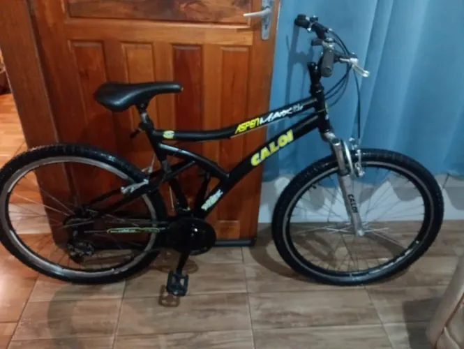 Bicicleta aro 26 Caloi 
