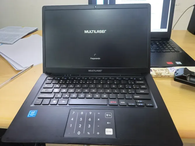 Vendo esse Notebook Multilaser Legacy