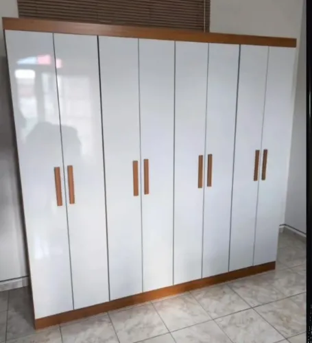 Guarda roupa de casal Petrópolis 8 portas novo a pronta entrega