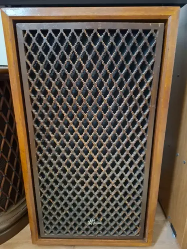 Caixas Sansui SP-1001