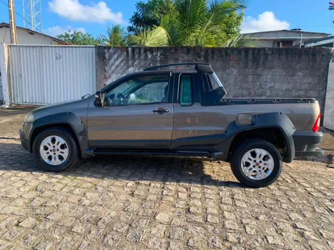 Fiat Strada Adv/adv Tryon 1.8 MPI Flex 8V CE 2009