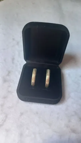 Vendo par de alianças prata 950 (número 23 e 28)